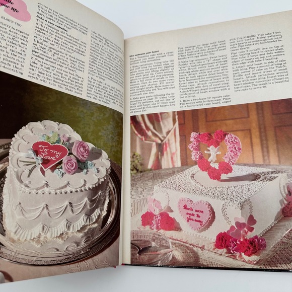 Wilton Celebrate IV Book Cake Decorating Annual Vintage 1977 Hardcover OS - Picture 4 of 8